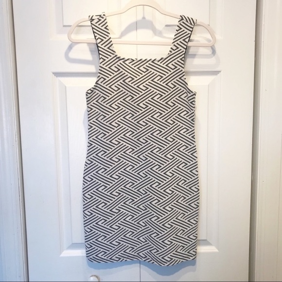 TopShop Black and White Bodycon Mini Dress - Picture 2 of 6